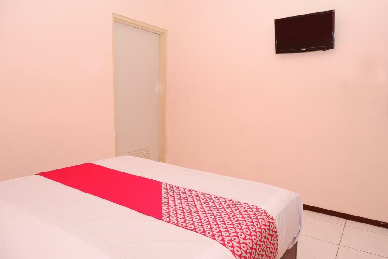 New Mira Hotel Semarang Kültér fotó