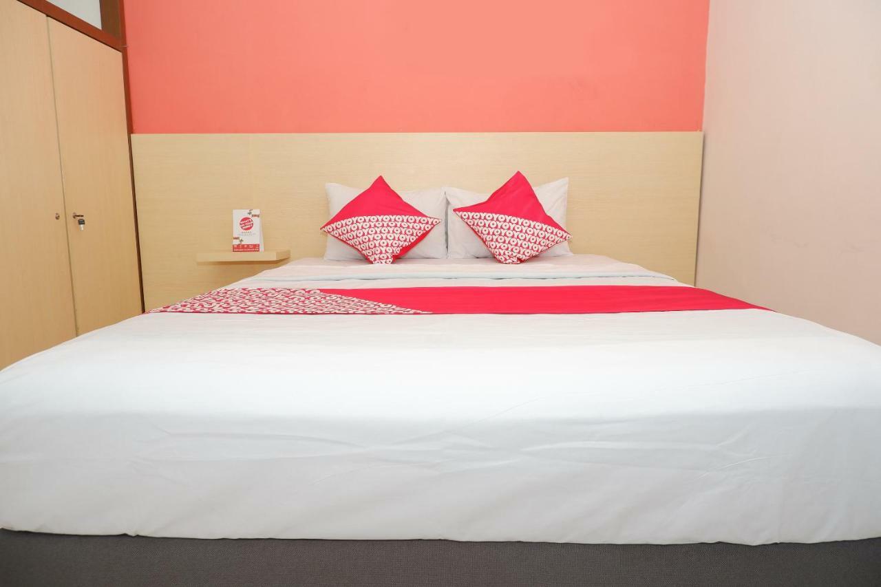 New Mira Hotel Semarang Kültér fotó