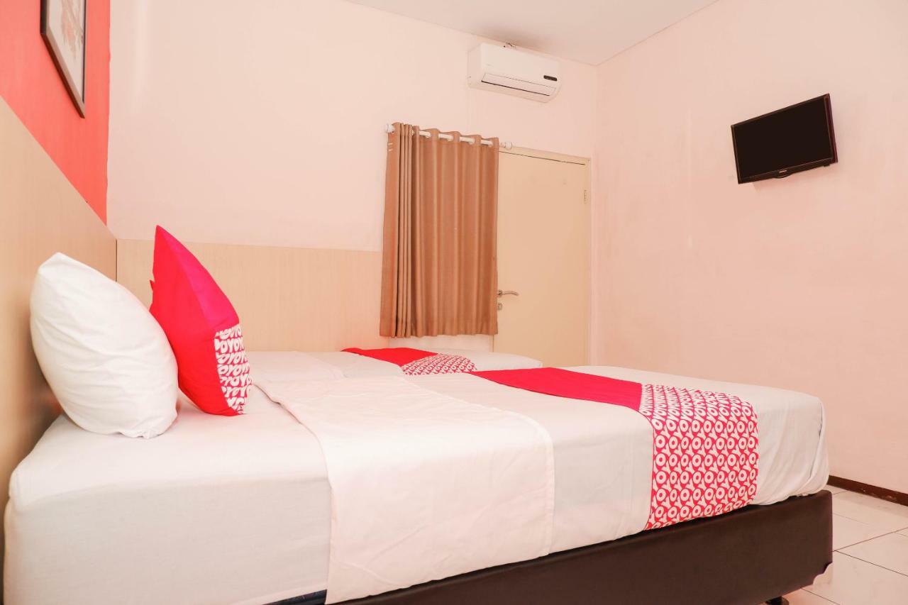 New Mira Hotel Semarang Kültér fotó