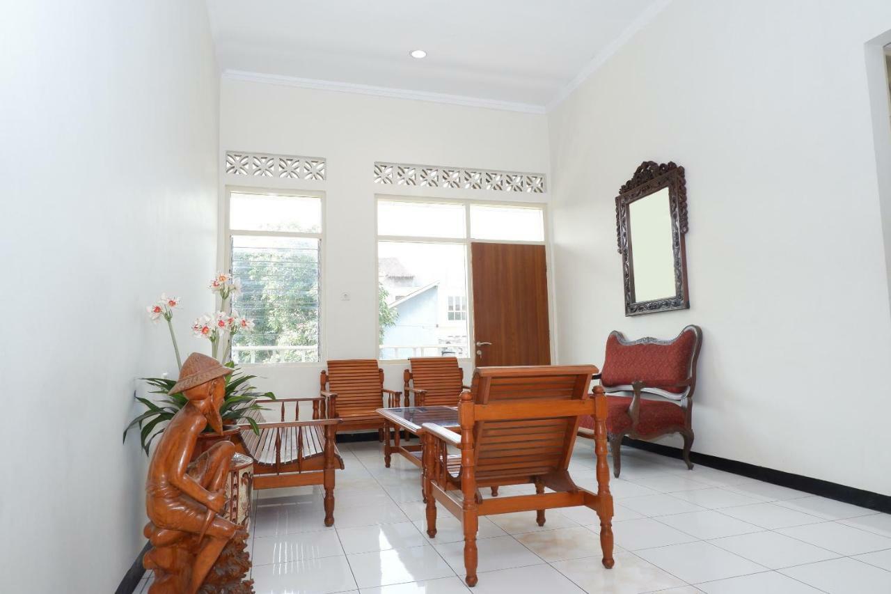 New Mira Hotel Semarang Kültér fotó
