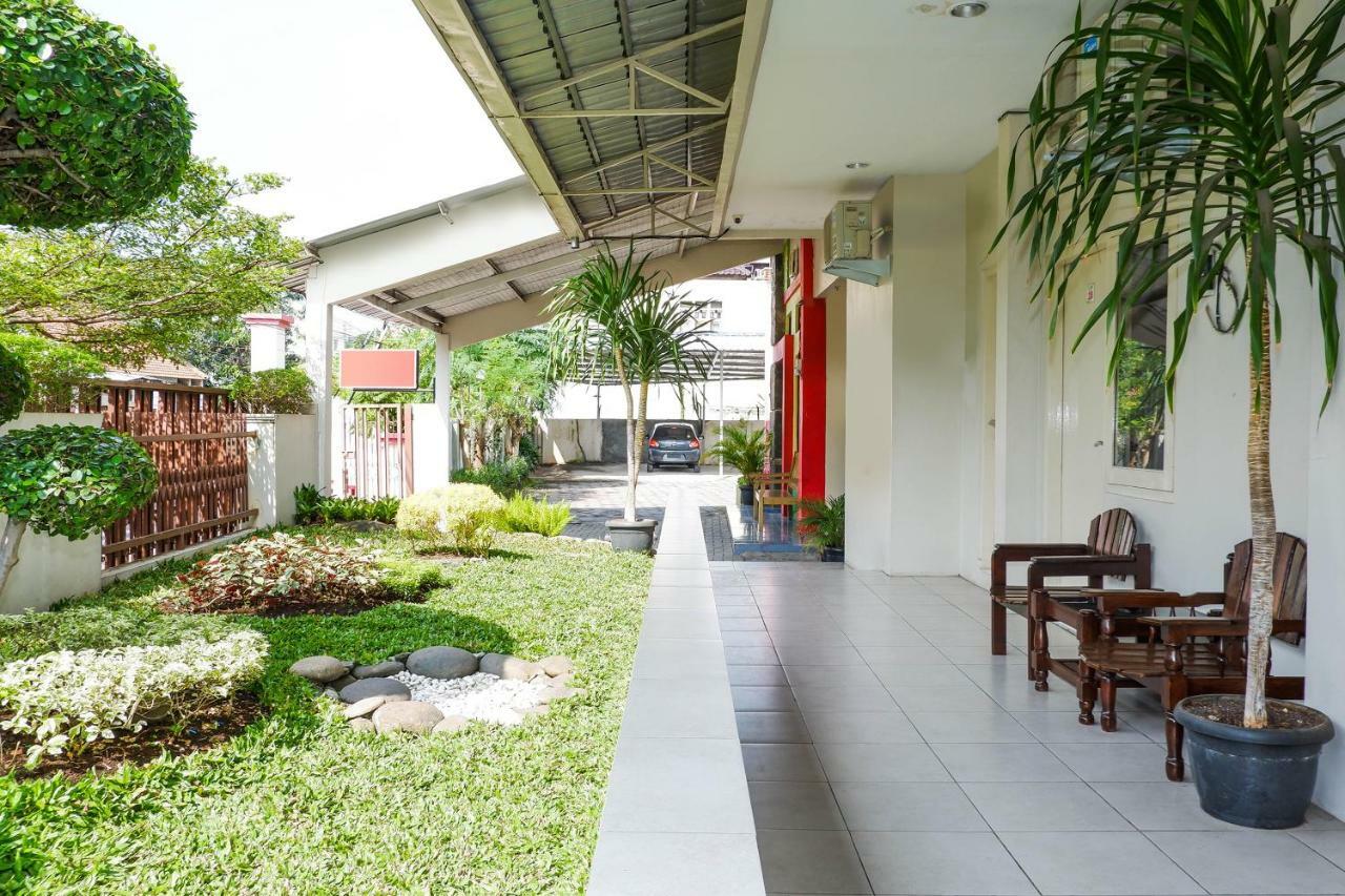 New Mira Hotel Semarang Kültér fotó